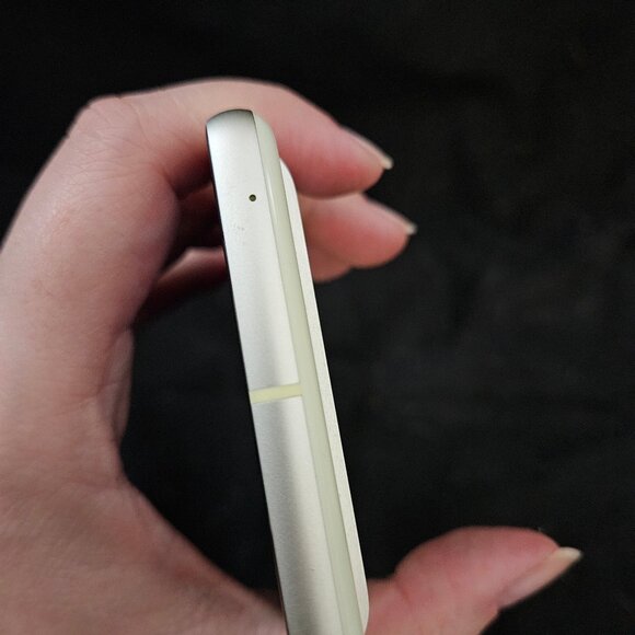 Google Pixel 7 (Unlocked) 128GB Lemongrass - Picture 10 of 11